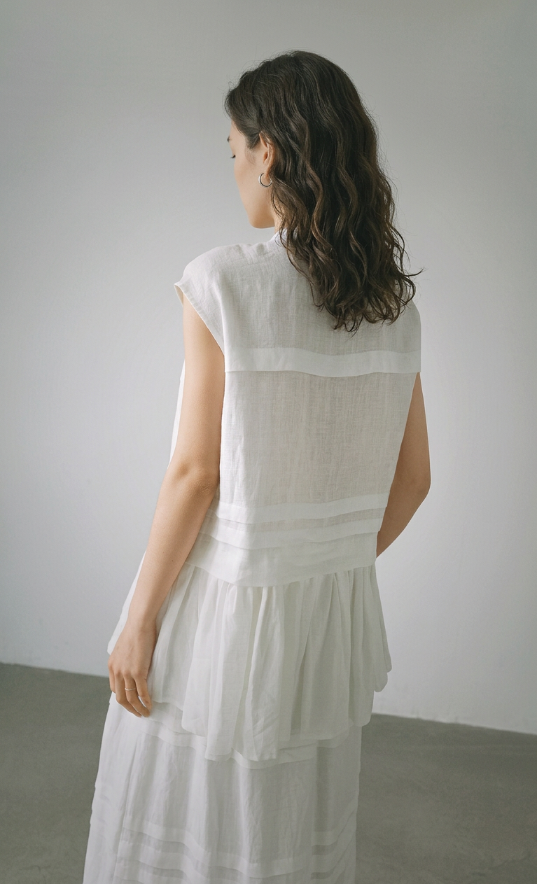 Sleeveless Linen Top